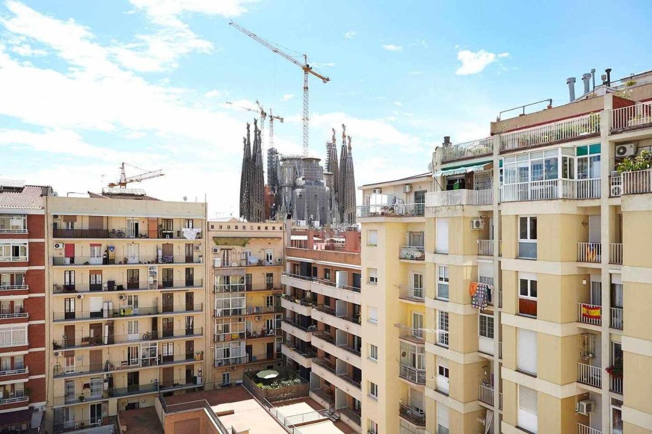 Sagrada Familia Views Nos Preocupa Su Seguridad., Barcelona